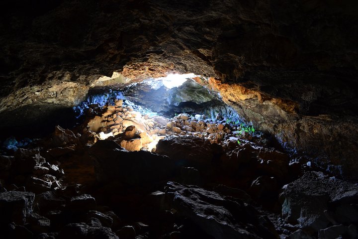Caves and Lava Fields: Half Day Hike