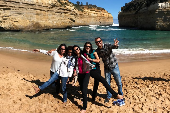 Great Ocean Road Reverse Itinerary PREMIUM Tour - Max 12 Guests