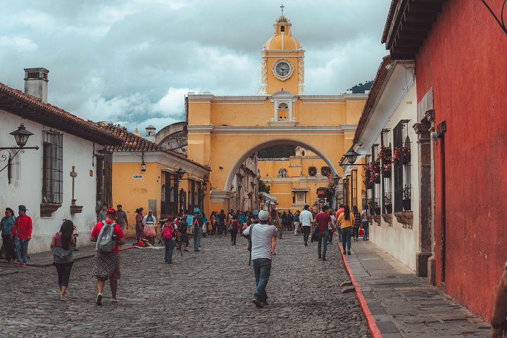 Iximché Ruins and Antigua City Tour from Guatemala City
