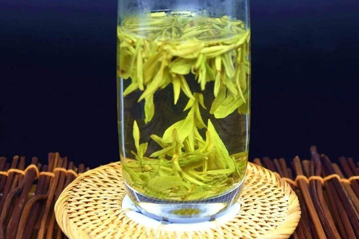Authentic Hangzhou Longjing Tea Culture Experience Tour