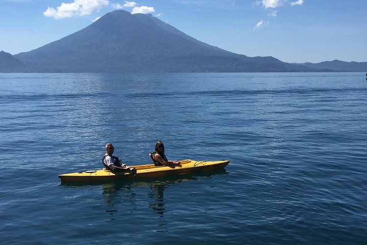 Kayak and Hike Adventure Tour from Panajachel in Guatemala