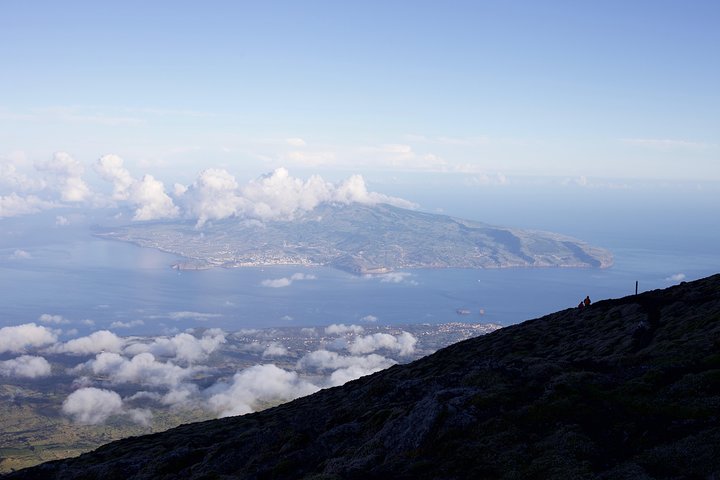 Pico Mountain Climbing private tour - with round trip from Faial