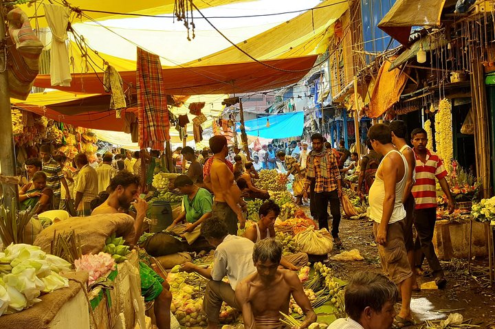 Explore Kolkata: Private 1-Day and 2-Day Tour Options