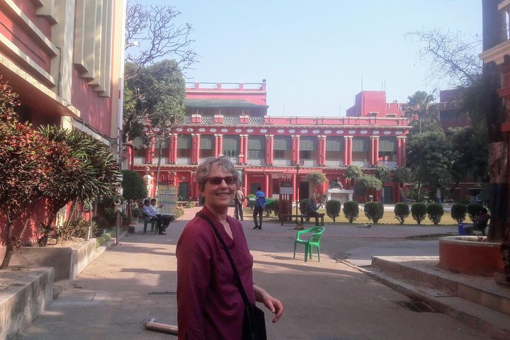 Explore Kolkata: Private 1-Day and 2-Day Tour Options