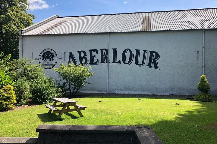 Private Speyside Whisky Tour including 10+ Single Malt Tastings