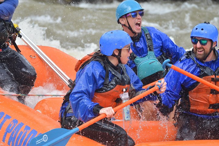 Bighorn Sheep Canyon Half-Day Rafting