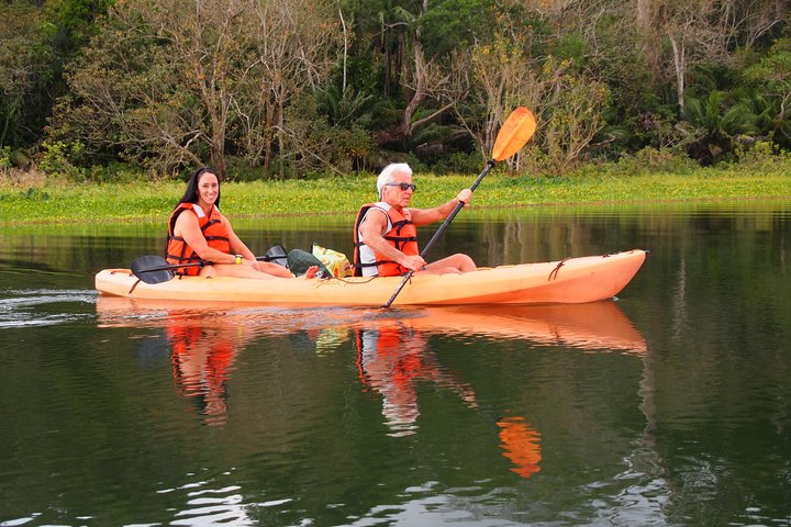 Kayaking tour in the Chagres River