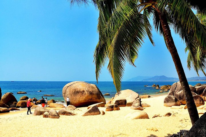 One Day Private Tour of Wuzhizhou Islet