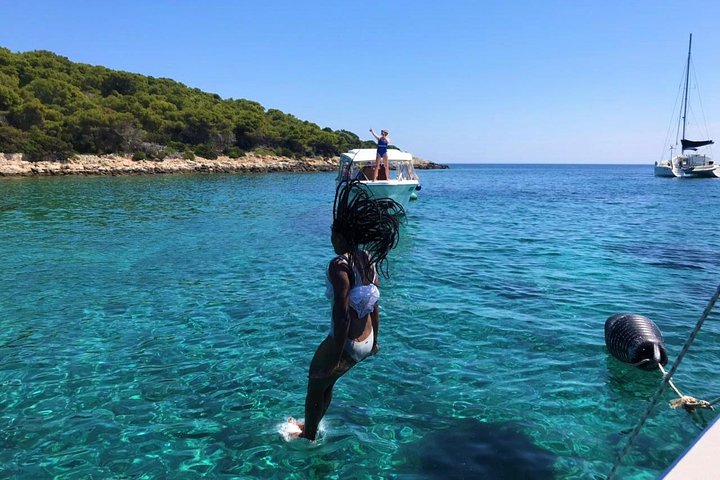 Magical Blue Cave and Hvar Tour from Split and Brac