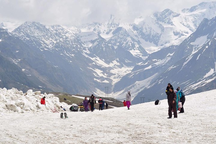 Scenic beauty of Himachal 12 Days