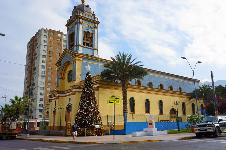 City tour of Iquique with navigation to the Esmeralda buoy