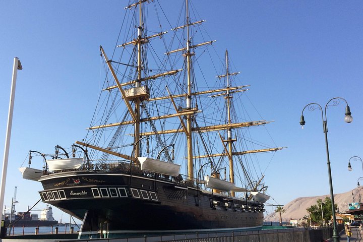 City tour of Iquique with navigation to the Esmeralda buoy