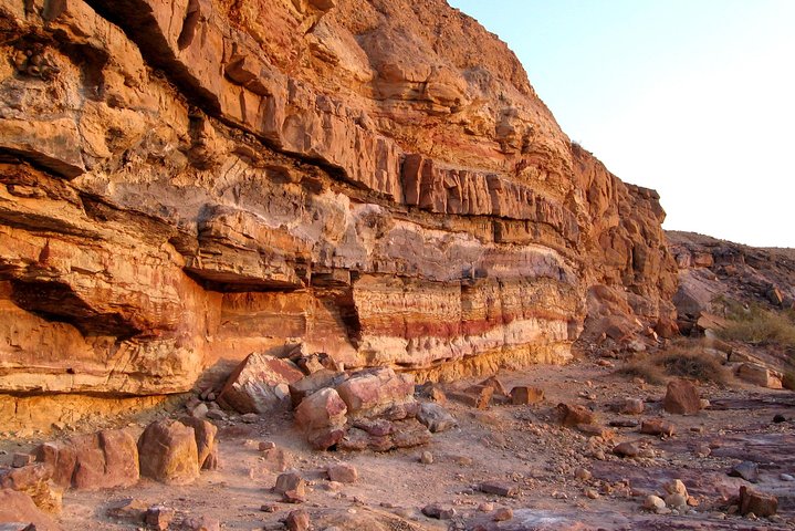Explore Ramon Crater: 2-Hour Guided Jeep tour from Mitzpe Ramon