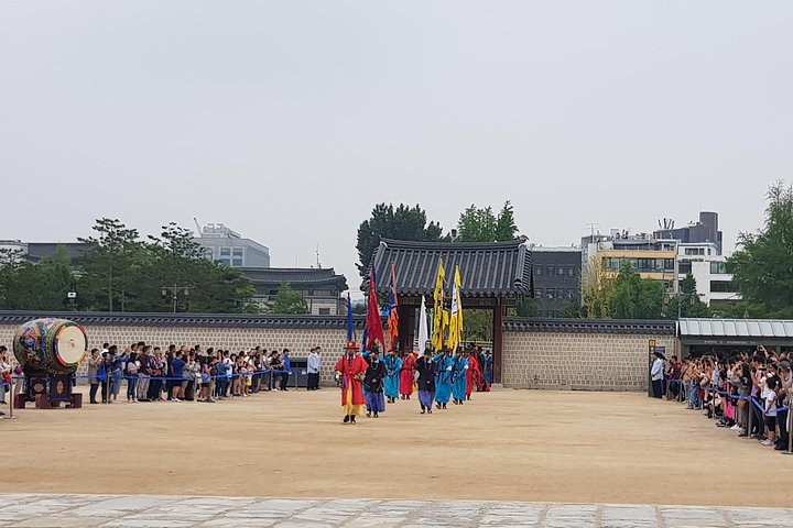 Private Layover Tour from Incheon Airport to Seoul