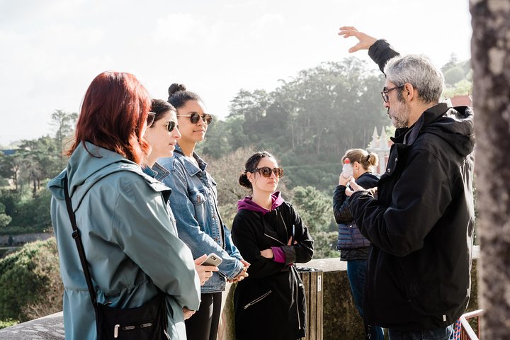 Half-Day Sintra and Pena Palace Tour from Lisbon with Small-Group