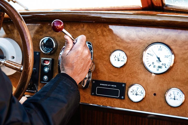 Venice Marco Polo Airport Private Arrival Transfer via Motorboat