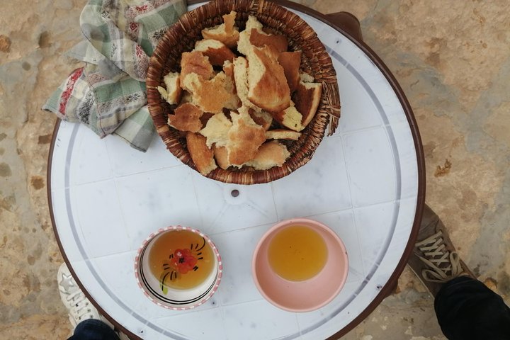 Sahara 4x4 tour with a night in tent Tataouine Ghilane Matmata
