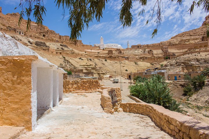 Tozeur and the mountain Oasis
