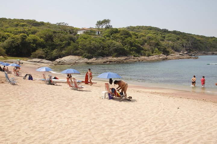 Búzios Full day: Boat and Trolley Tour with Lunch from Cabo Frio