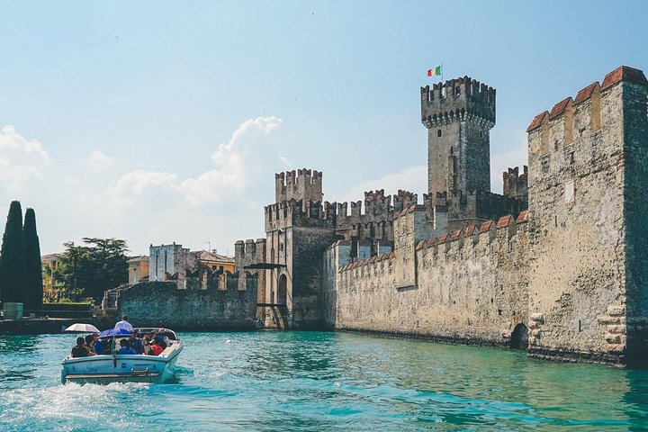 From Verona: Lake Garda and Sirmione Day Tour with Cruise