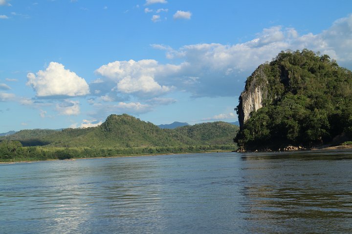 Luang Prabang: Cruise to Pak Ou Caves & Kuang Si Waterfalls