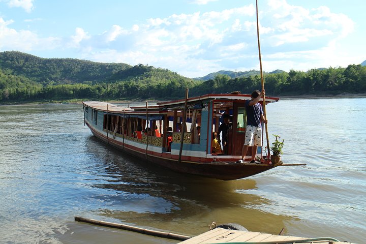 Luang Prabang: Cruise to Pak Ou Caves & Kuang Si Waterfalls