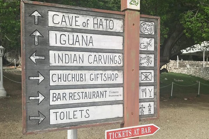 Curaçao Highlights tour: Hato Caves, Flamingos & Beach Time