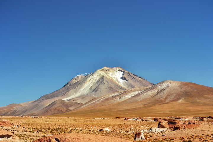 Salar de Uyuni with Lodging - 2 full days - With Minor Lagoons