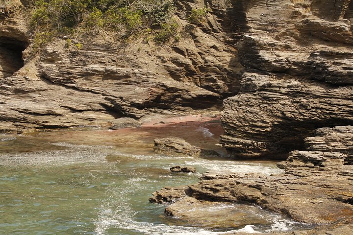 Búzios Full day: Boat and Trolley Tour with Lunch from Cabo Frio