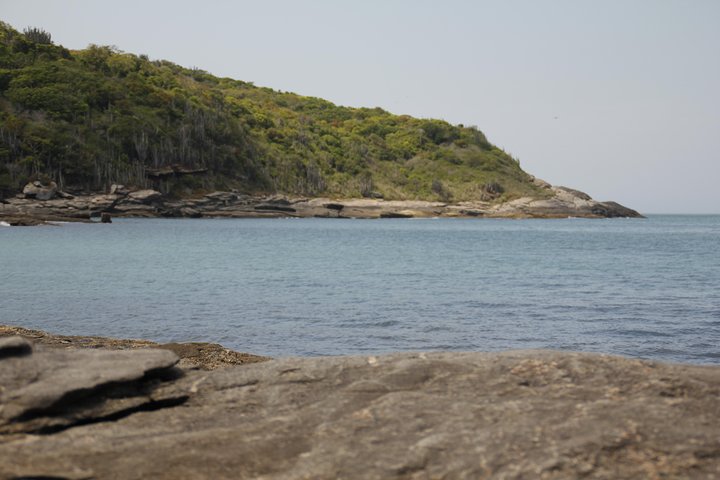 Búzios Full day: Boat and Trolley Tour with Lunch from Cabo Frio