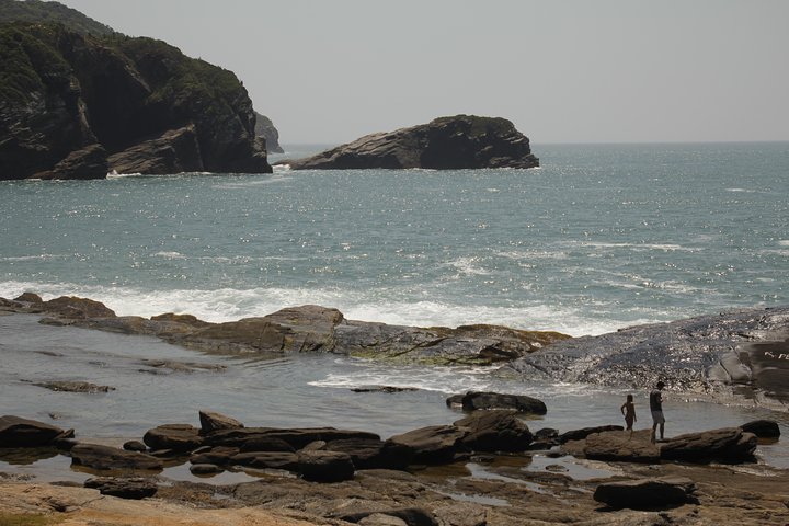 Búzios Full day: Boat and Trolley Tour with Lunch from Cabo Frio