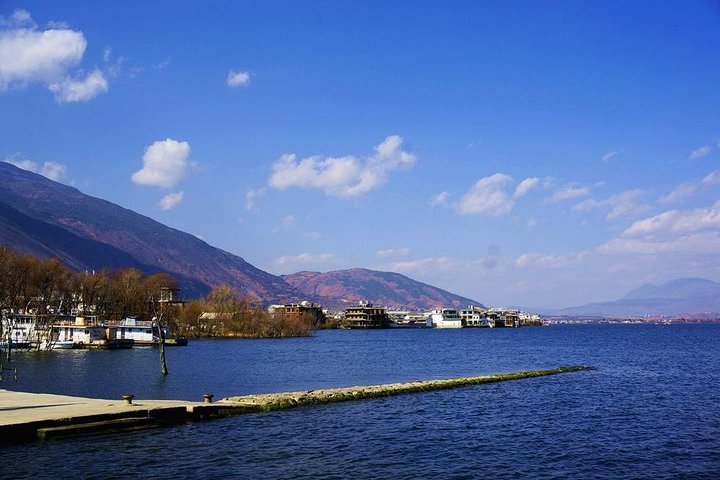 2days tour Dali Cangshan Mout erhai lake xizhou market three pagodas from Dali