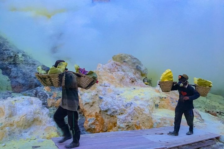Kawah Ijen Midnight (Private Tour)