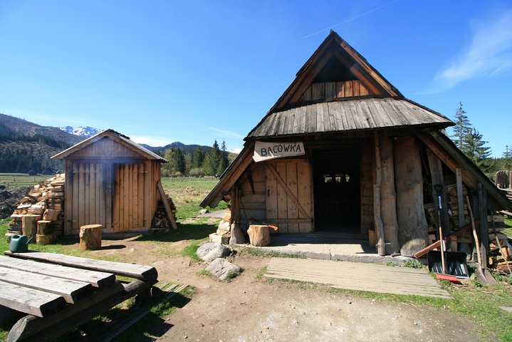 Krakow–Zakopane: Cable Car, Chocholow Baths, Cheese & Vodka