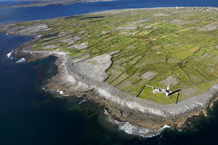 Galway to Aran Islands & Cliffs of Moher Day Tour & Cliffs Cruise