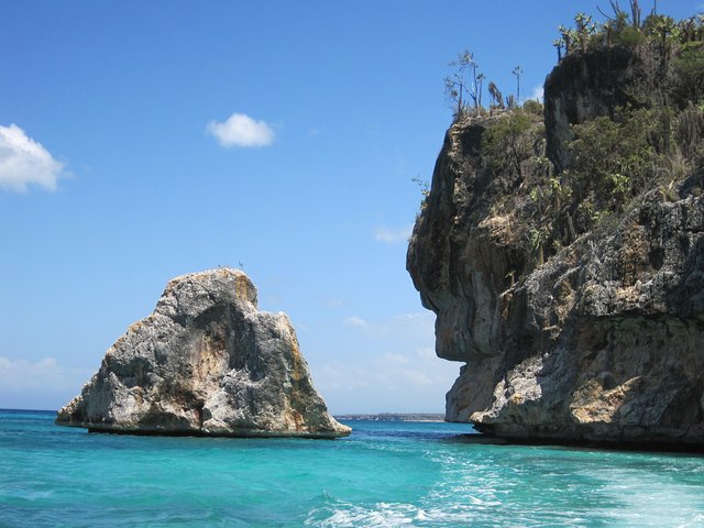 Untouched Paradise – Bahía de Las Águilas
