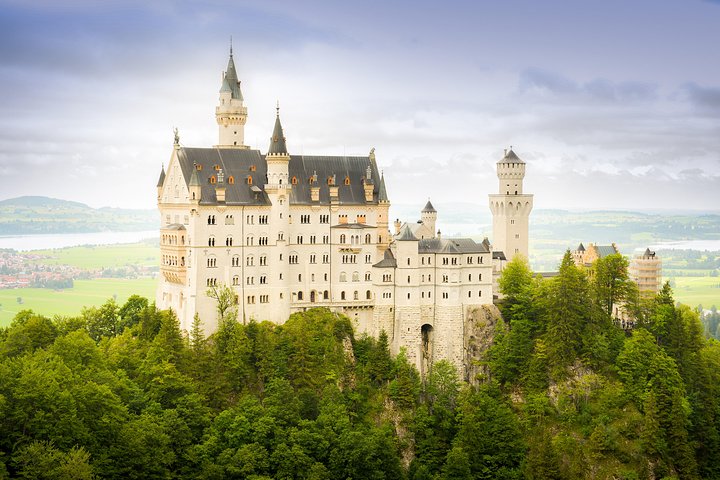 Private Photo Session outside Neuschwanstein Castle