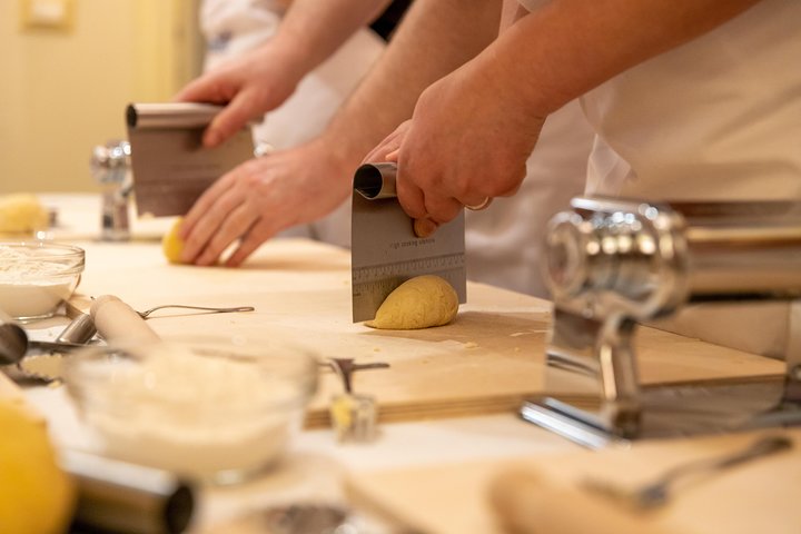 Private Pasta & Tiramisu Class at a Cesarina's home with tasting in Ragusa