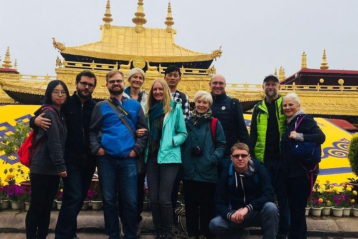 9 Days Lhasa Gyantse Shigatse Everest Namtso Group Tour
