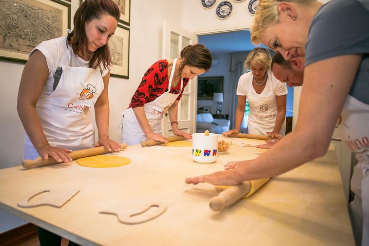 Private Pasta & Tiramisu Class at a Cesarina's home with tasting in Viareggio