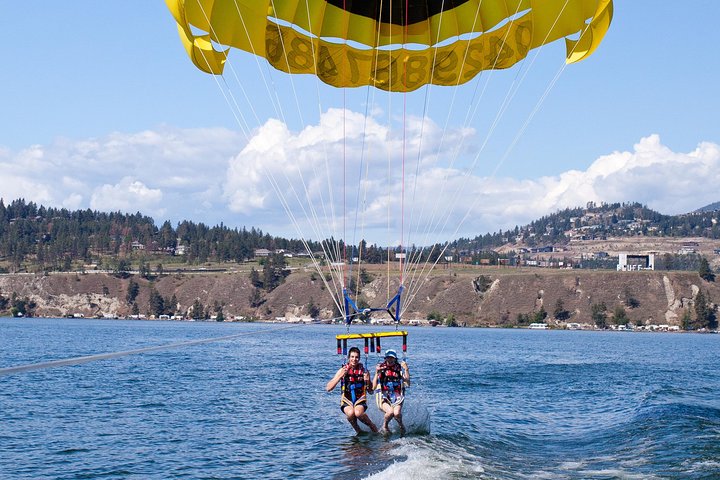 Tandem Parasailing Experience in Kelowna