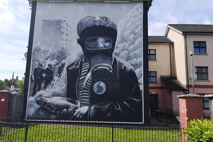 Derry City: The Troubles Bogside Walking Tour