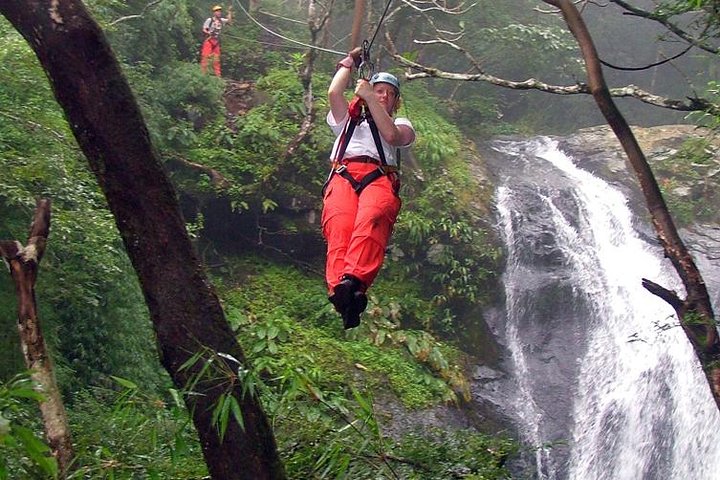 Platinum Package (3D/2N + 18 ziplines, 11 waterfalls)