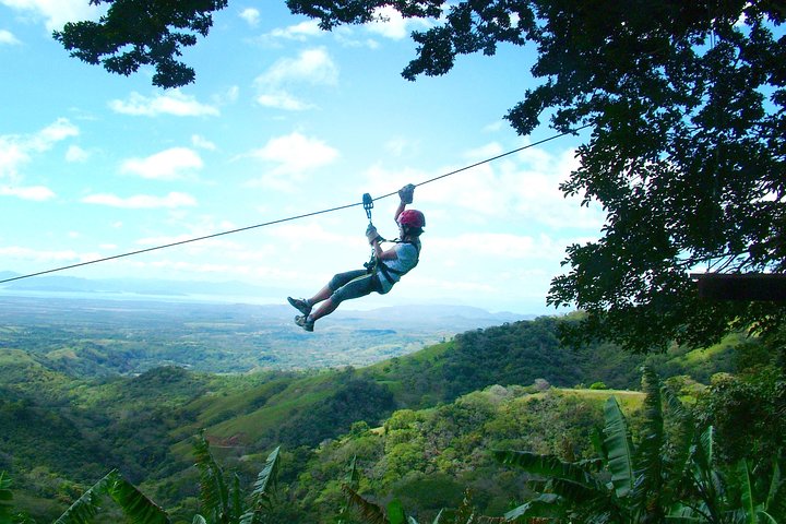 Platinum Package (3D/2N + 18 ziplines, 11 waterfalls)