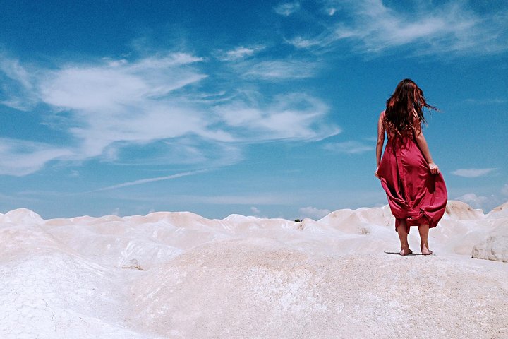 Bintan Sand Dunes and Blue Lakes Half-Day Tour with Lunch