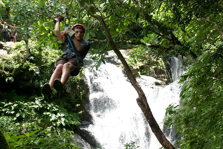 Gold Package (2D/1N + 18 ziplines over 11 waterfalls