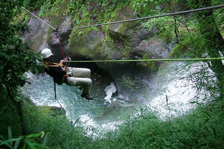 Gold Package (2D/1N + 18 ziplines over 11 waterfalls