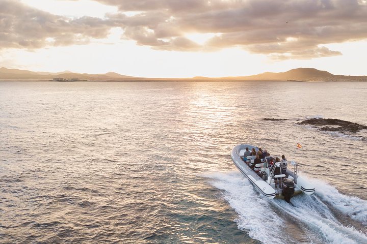 Water Taxi Lobos Island