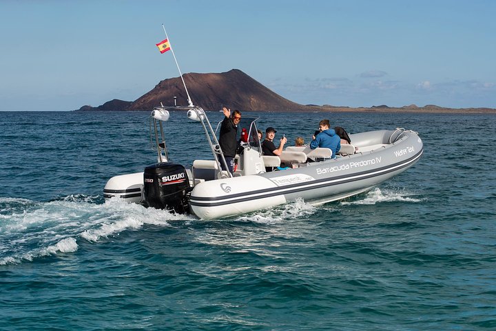 Water Taxi Lobos Island
