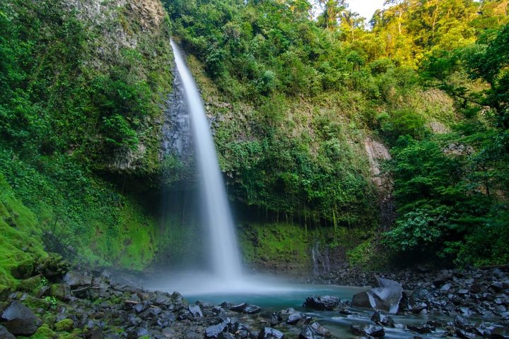 La Fortuna Waterfall, Hanging Bridges, Arenal Volcano Combo Tour